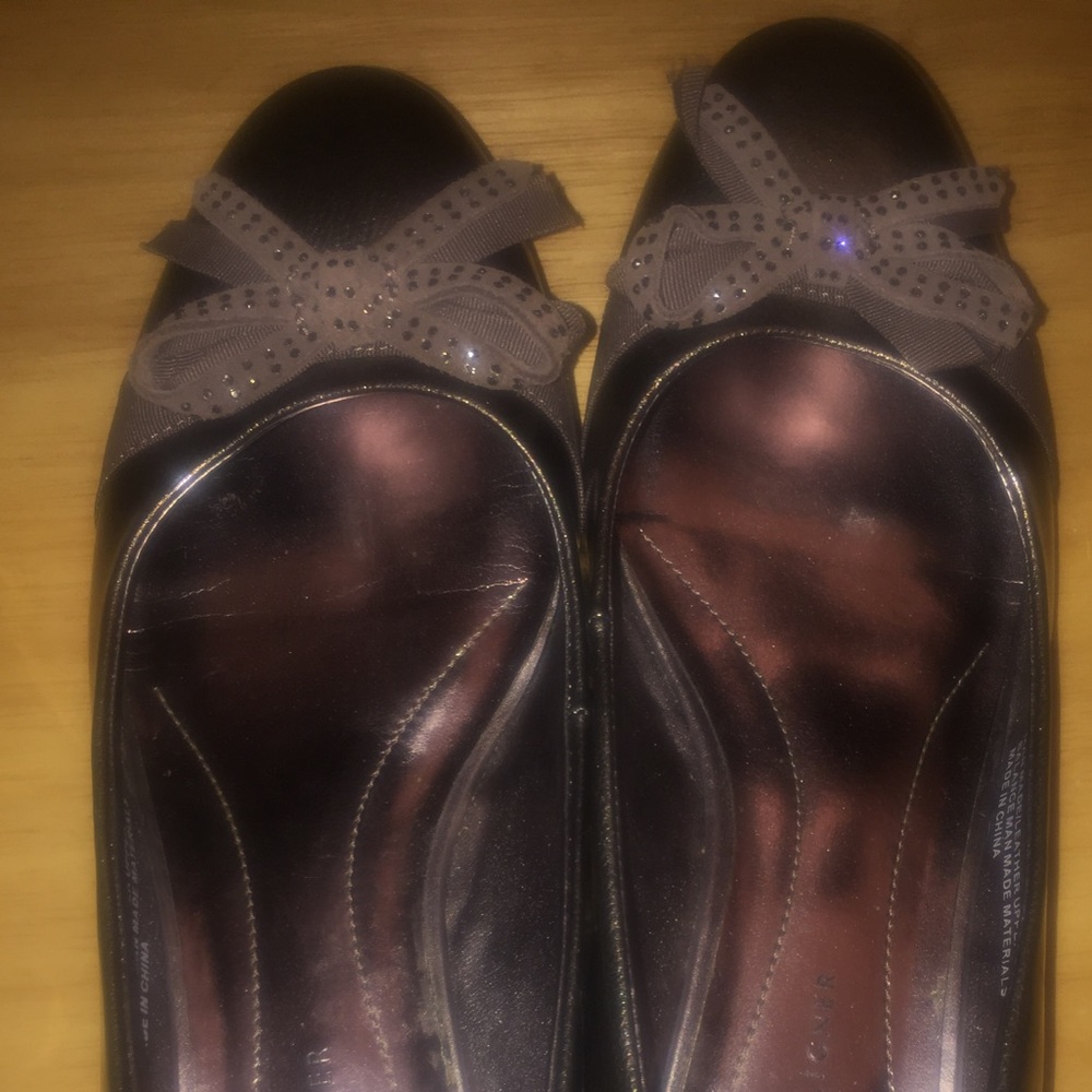 Gray Patent Leather Flats. GUC